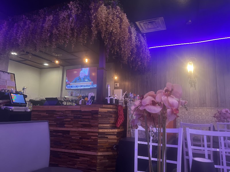 B-Addition Cafe & Bar