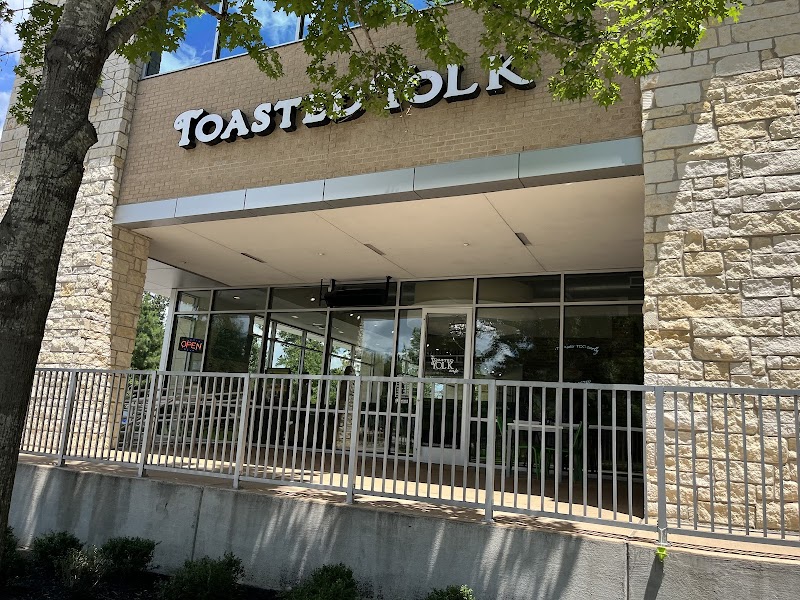 The Toasted Yolk Cafe
