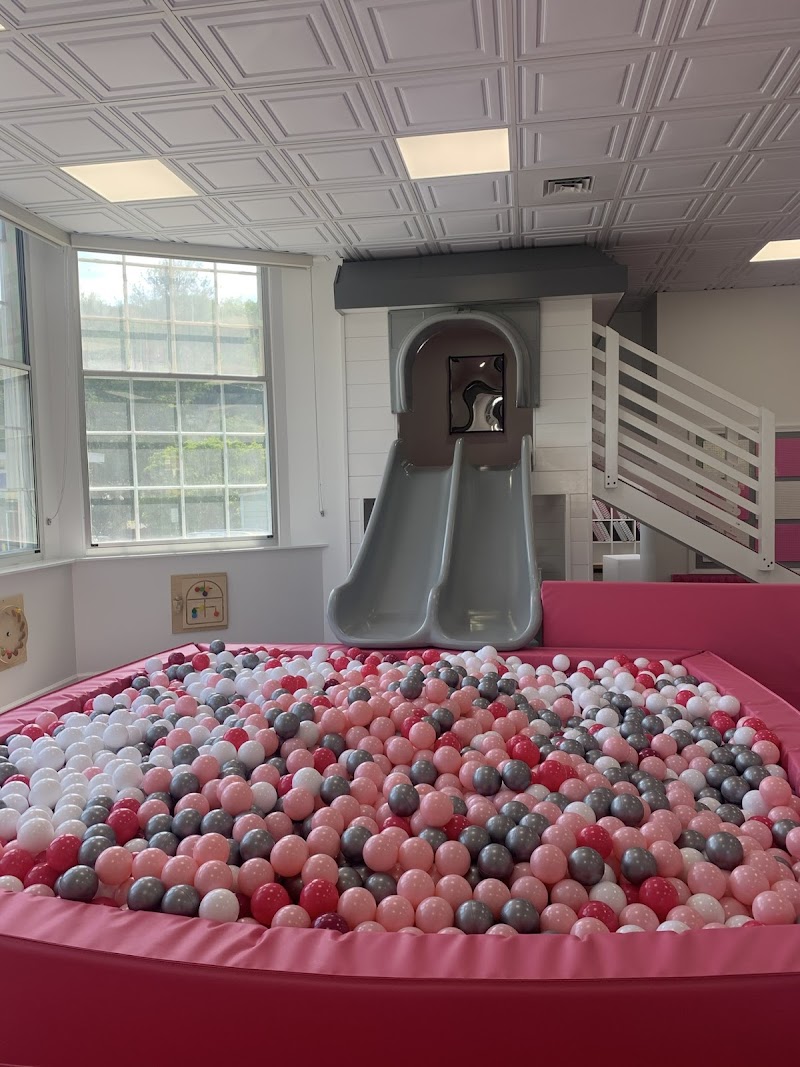 Totsy Turvy Cafe and Play