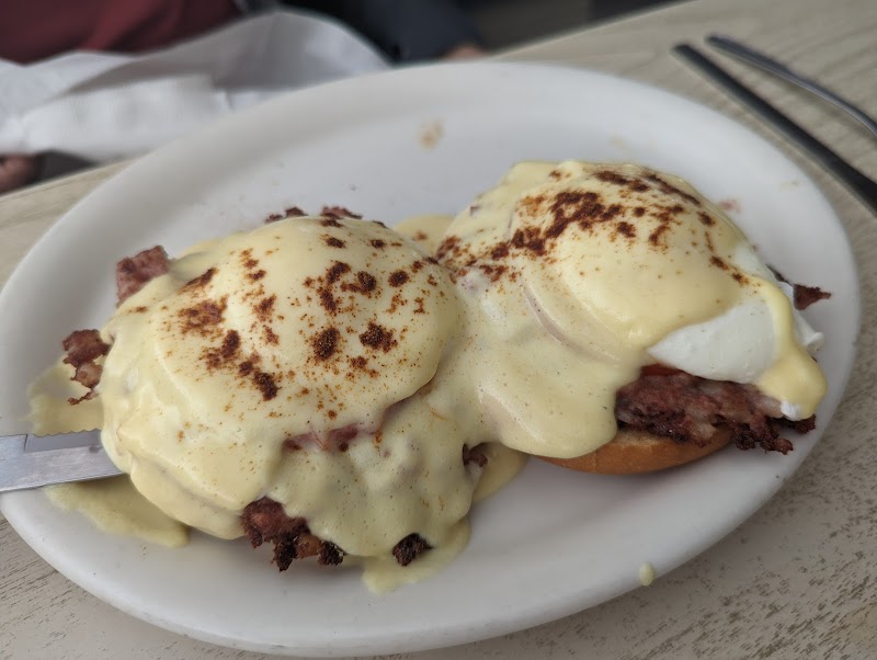 Bobbi's Coffee Shop & Cafe