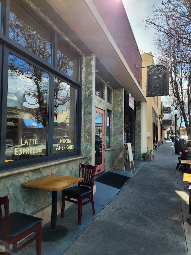 il Piccolo Caffe
