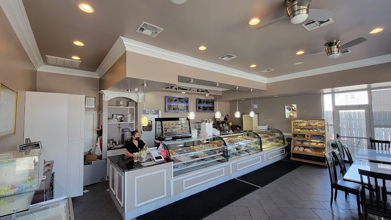 Chez Pierre French Bakery & Café