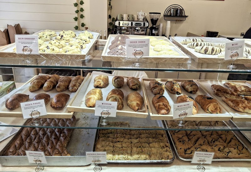 Sharbat Bakery & Cafe (Old Town)