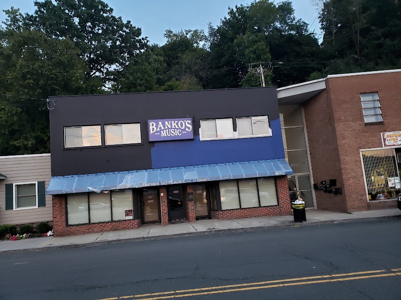 Safari Caffeine Lounge