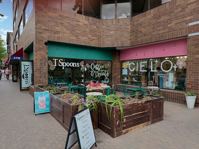 Tspoons Cafe and Treats