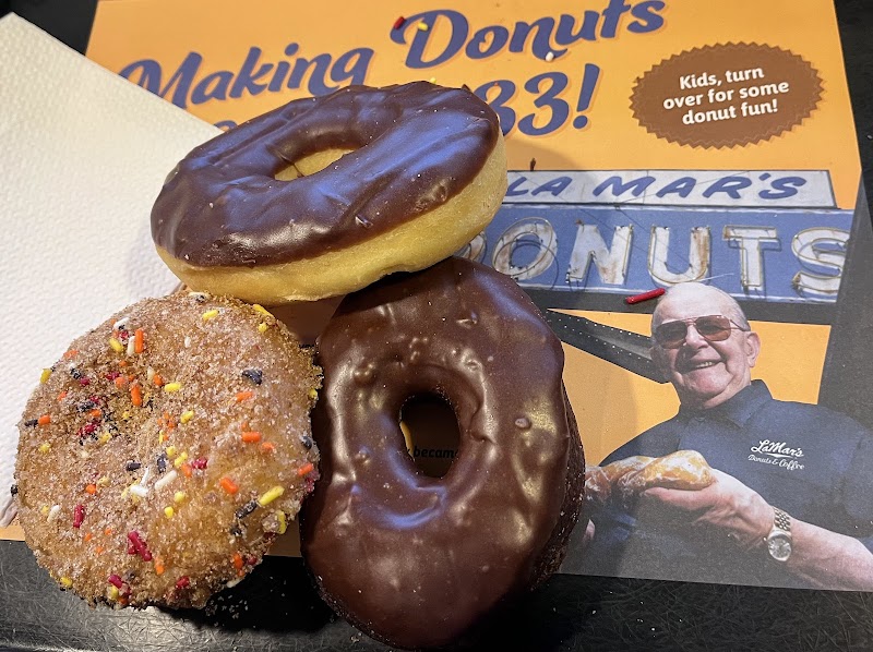 LaMar's Donuts and Coffee