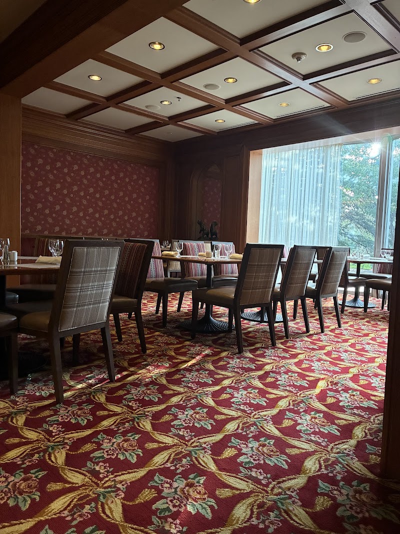 Hathaway's Restaurant & Lounge