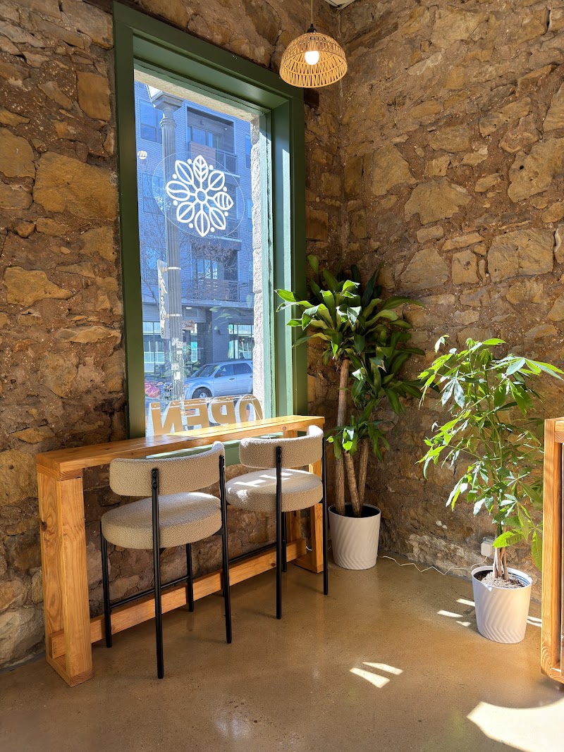 Comunidad Specialty Coffee & Cold Press Juice