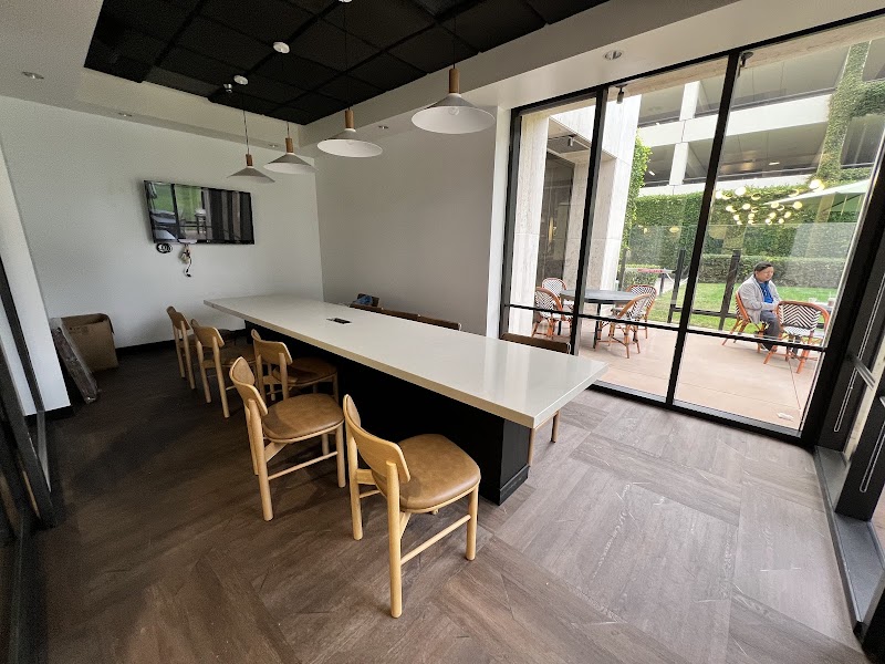 Blue Hummingbird Coffee and Kitchen