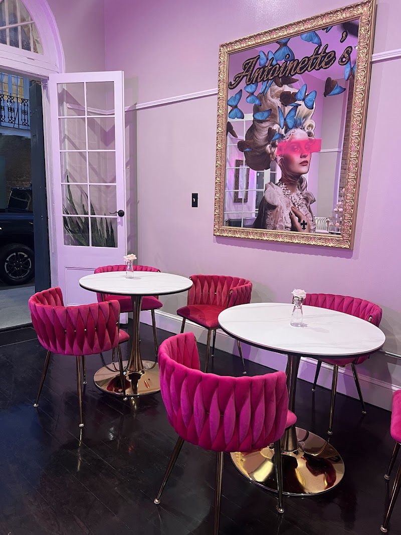 Antoinettes Coffee Shop