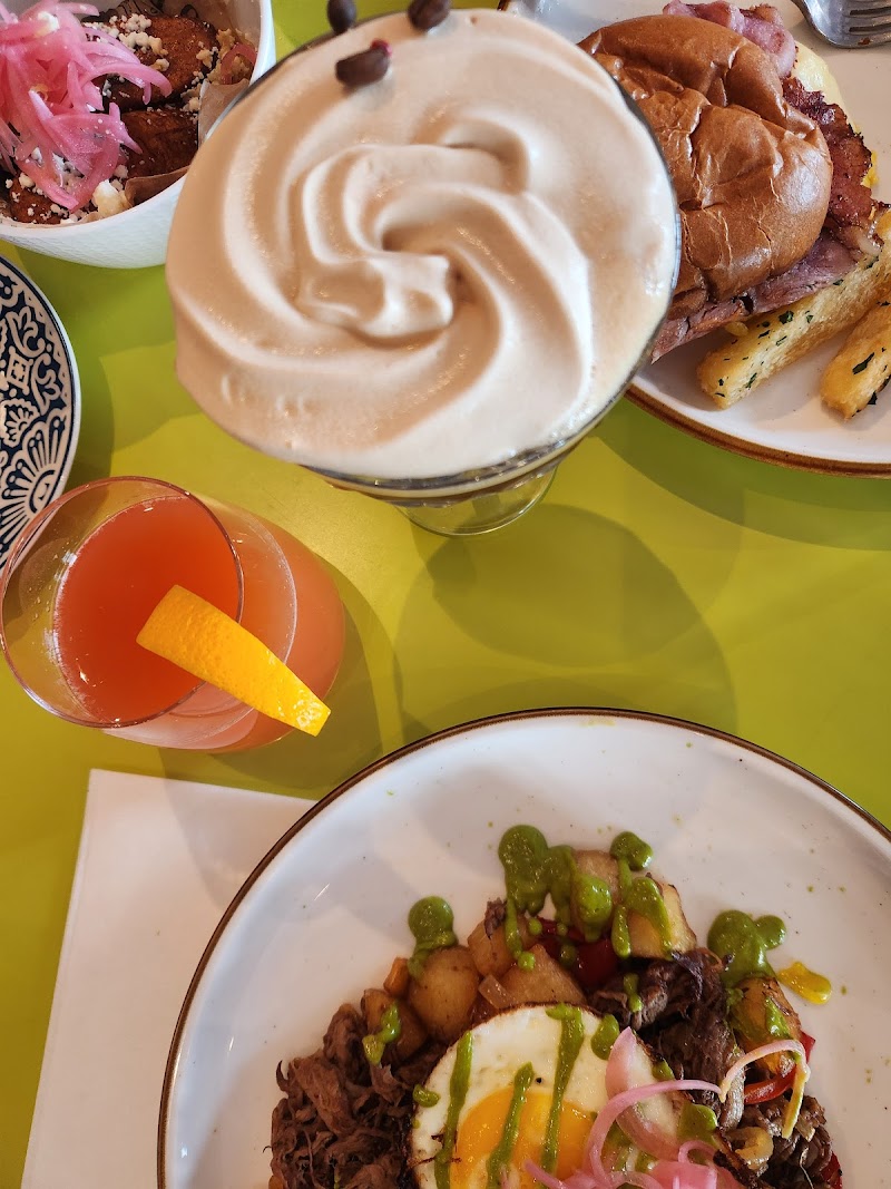 Rosa Blanca Allentown