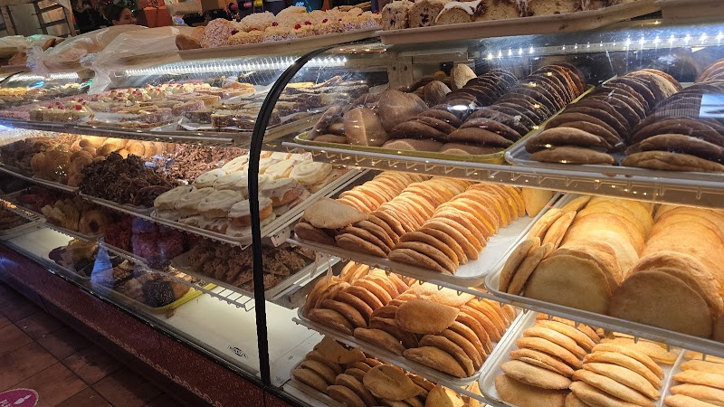 Mi Tierra Cafe y Panaderia