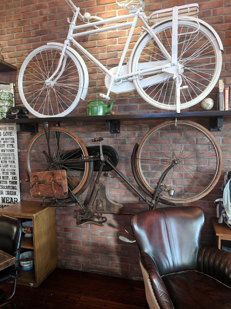 Bluetree Cafe Kapiolani