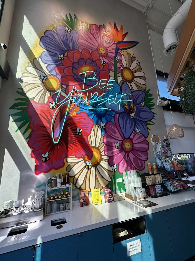 The Hive - Healthy Eats & Organic Cafe - MDR