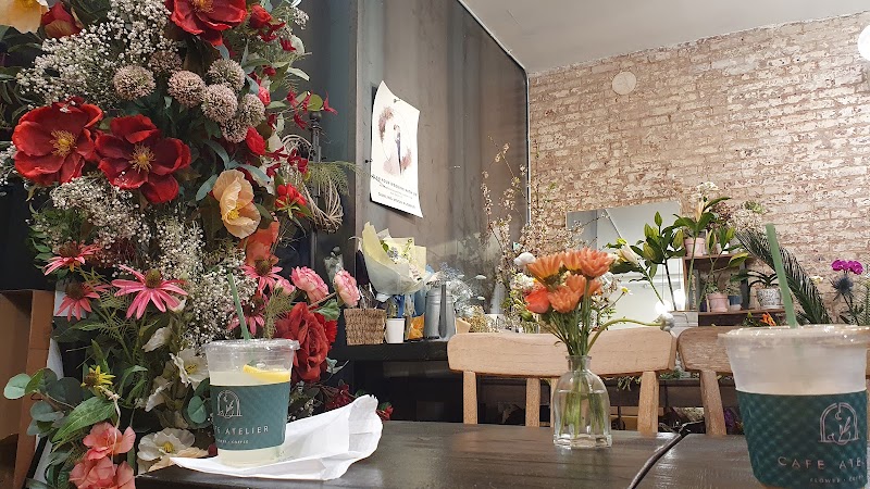 Cafe Atelier