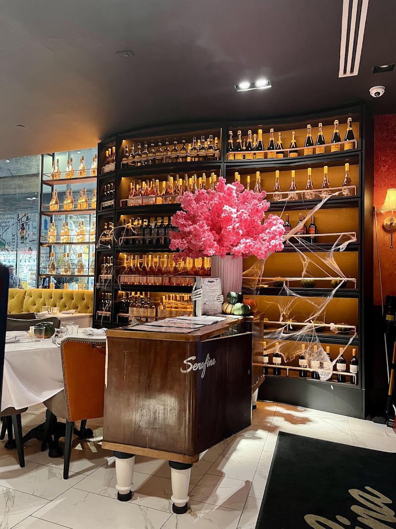 Serafina Financial District