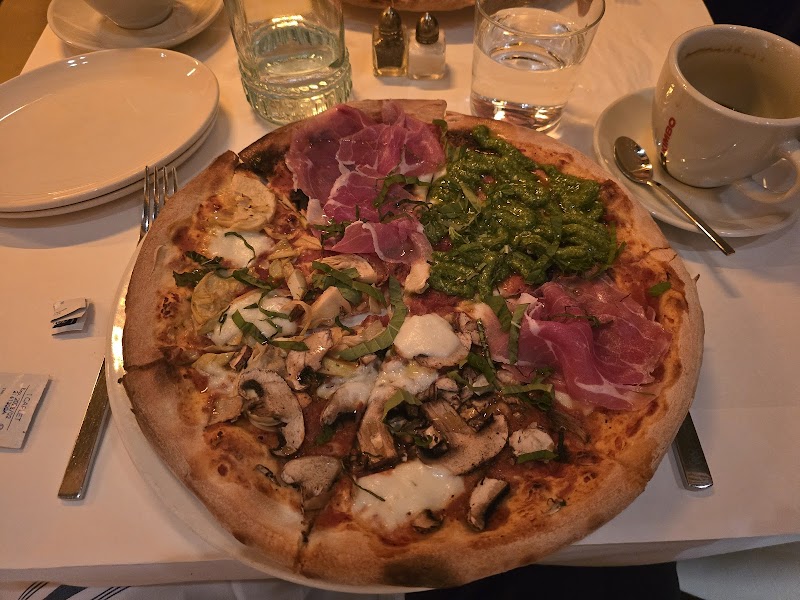 Serafina Financial District