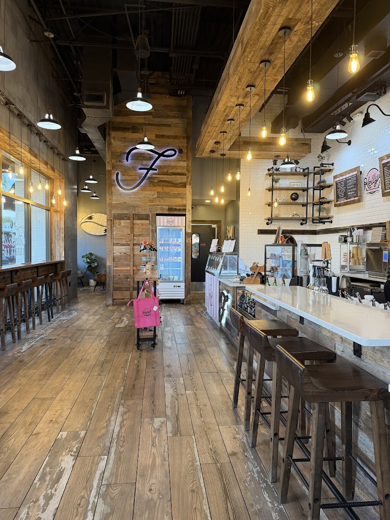 Foxtail Coffee Co. & Kelly’s Homemade Ice Cream - Sawgrass Village