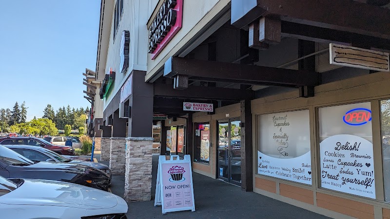 Wanna Cupcake? Bakery Cafe