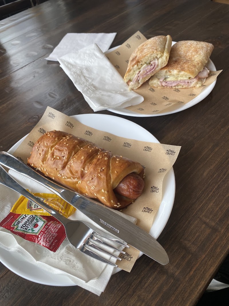 Stone’s Throw Coffee & Market