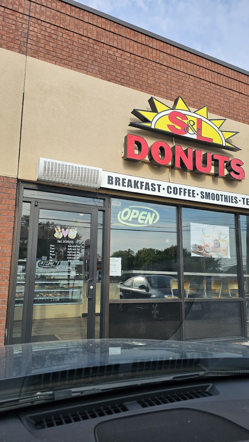 S&L Donuts