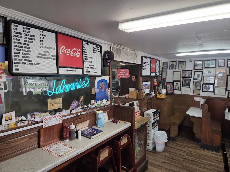 Johnnie's Drive In