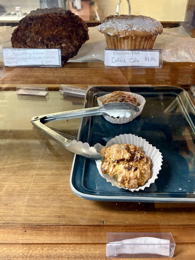 Zephyr Books & Coffee