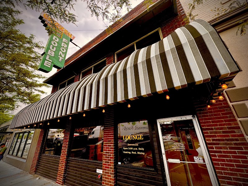 Double Front Cafe & Bar