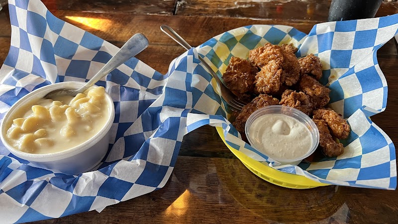 Mountain Mama's Tavern & Sports Bar