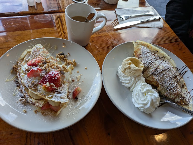 Whispers Cafe and Creperie