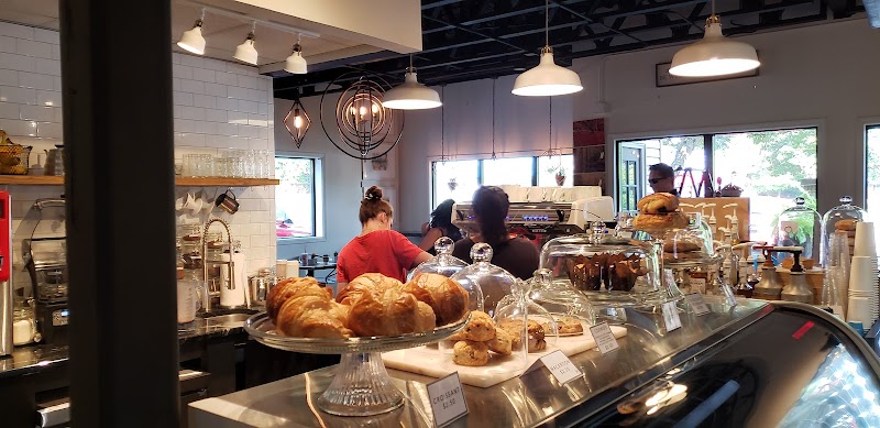 Blume Organics Boutique & Cafe