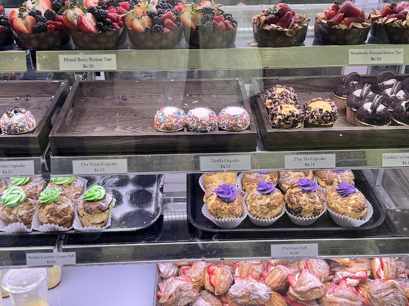 Banh & Butter Bakery Cafe