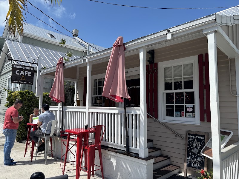 Frenchie's Cafe