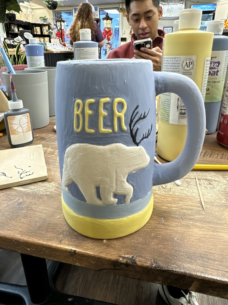 Raven City Studio Art Cafe