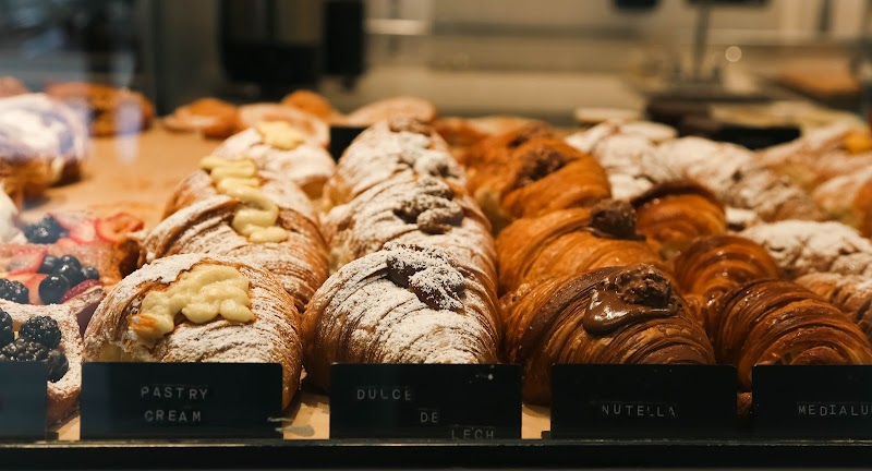 Momona Bakery And Coffee Shop