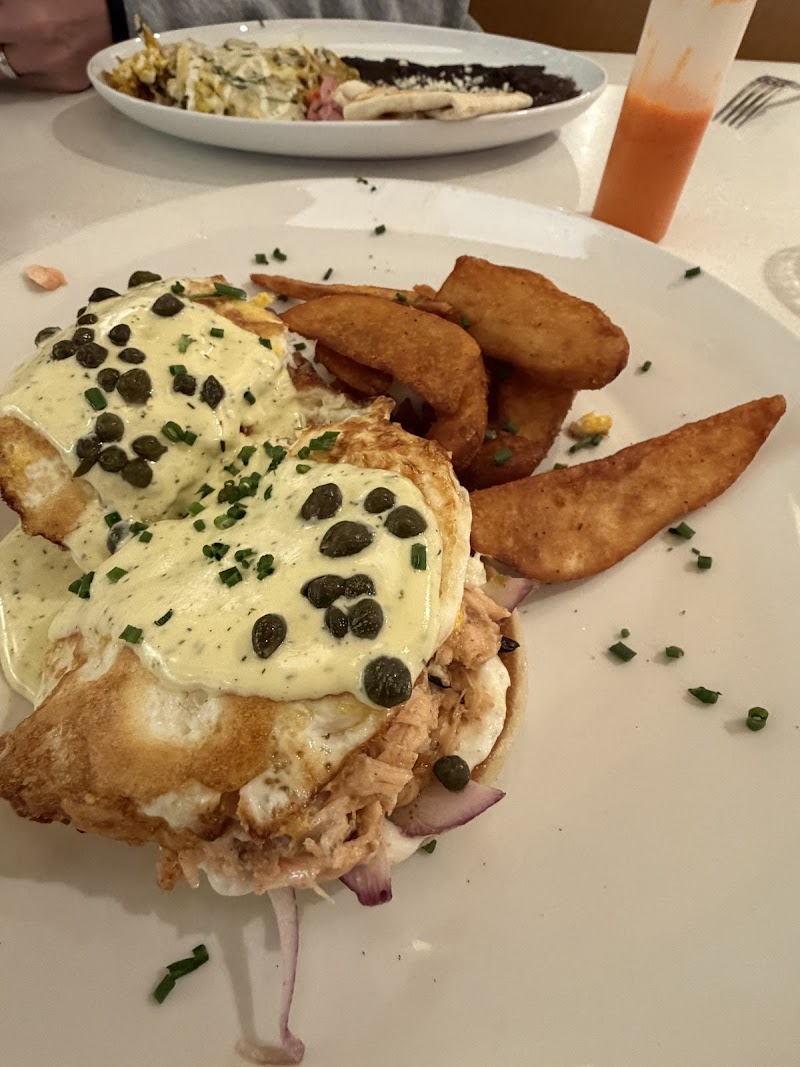 Day Maker Half Day Cafe