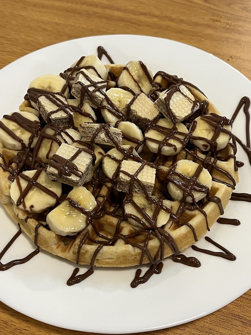 Holey Moley Bagel Shop