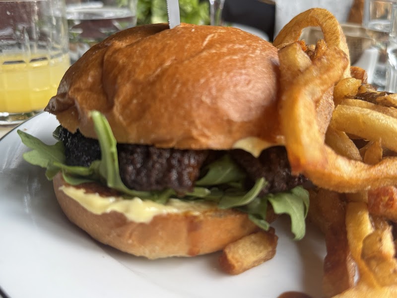 Petite Chou Bistro & Champagne Bar