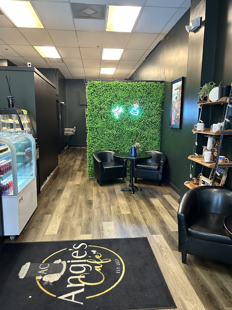 Angie's Café
