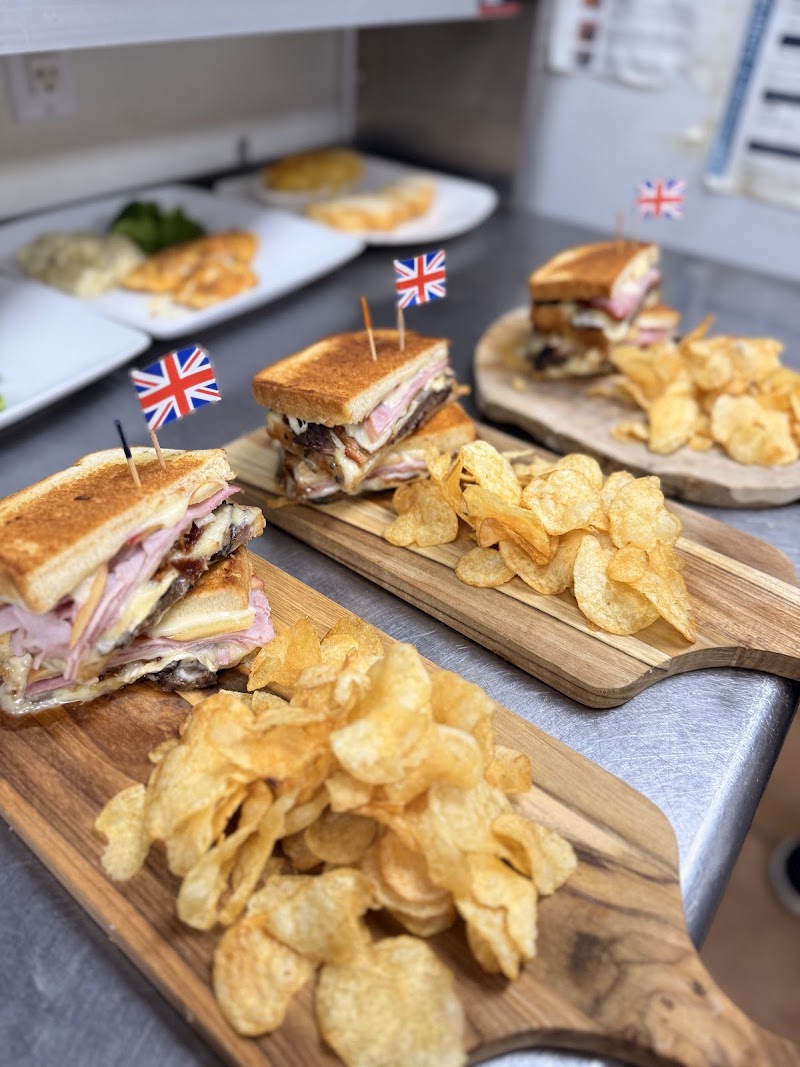 VIENNA CAFE & BISTRO