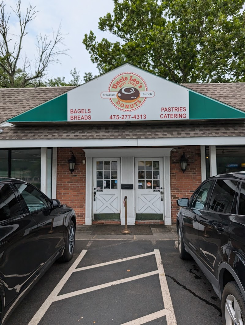 Uncle Leo's & Rosny Cafe In Wilton