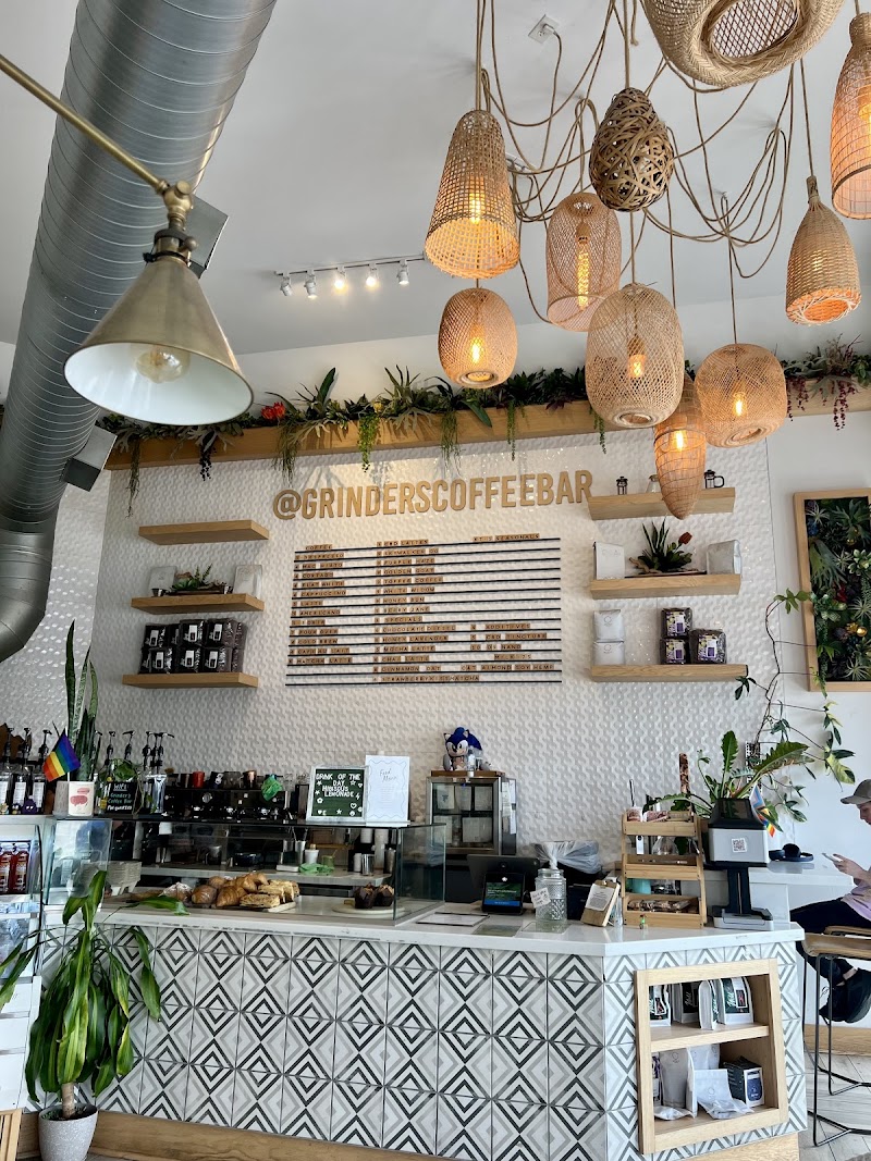 Grinder's Coffee Bar