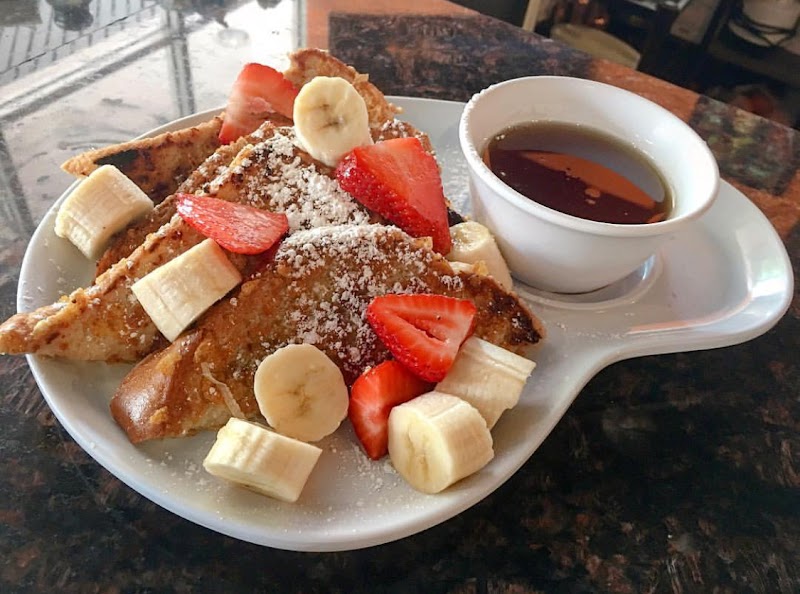 Two Chicks Café - CBD