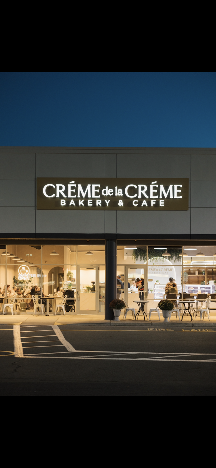 Créme de la Créme Bakery & Cafe