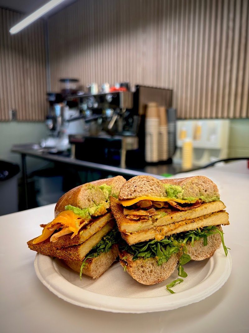 Bridge & Tunnel Coffee - Cafe & Roastery