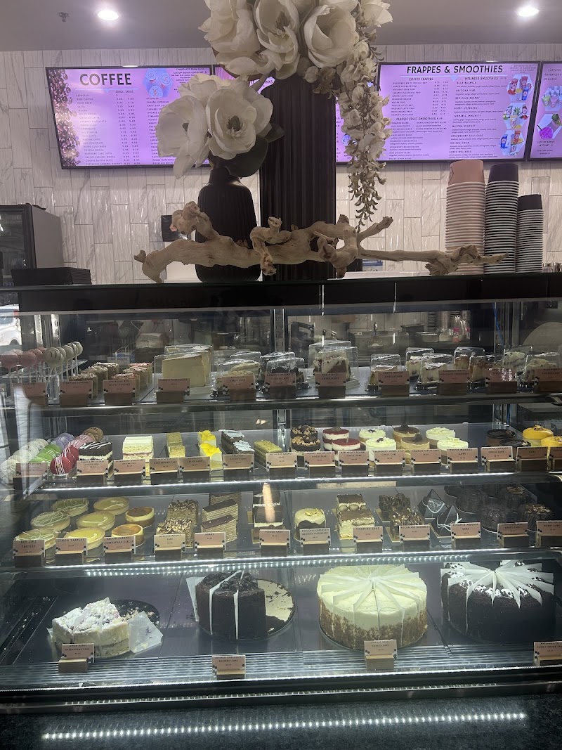 Daily Drip Coffee & Desserts