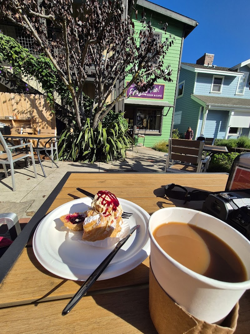 Linn's Easy As Pie Cafe