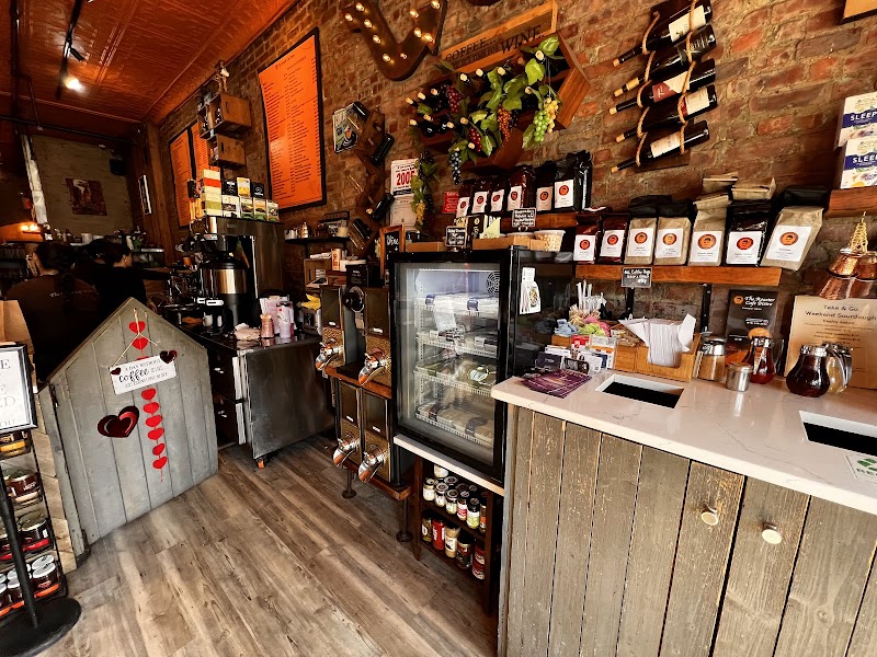 The Roaster Cafe & Bistro