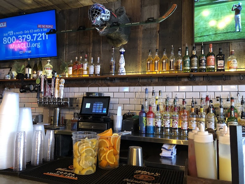 Wayward Bar & Kitchen