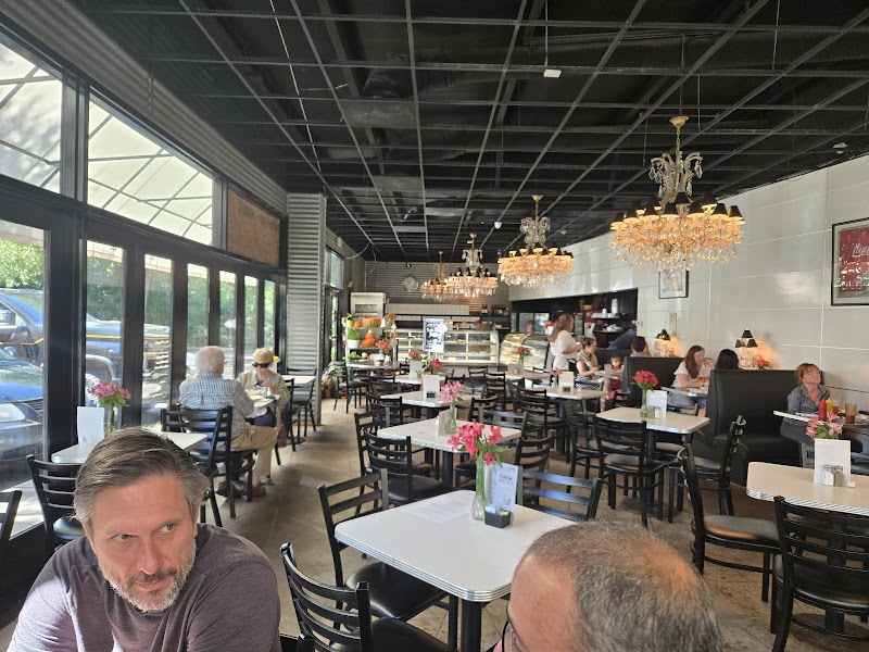 Shashy's Bakery and Fine Foods